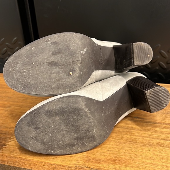 Cole Haan - Light grey suede booties size 8 - Picture 5 of 5
